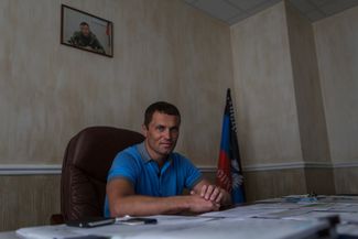 Министр строительства и ЖКХ Донецкой народной республики Сергей Наумец на рабочем месте