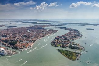 Венецианская лагуна с воздуха