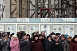 Молебен о преодолении кризиса и окропление святой водой производства ОАО «Нижегородский машиностроительный завод», 23 января 2009 года