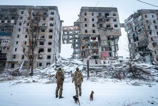 Здание в Донецкой области (где именно — не сообщается), разрушенное в результате российских ракетных ударов