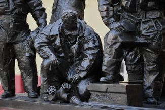 Monument to the firefighters of Moscow in the Moscow Emergency Situations Ministry courtyard