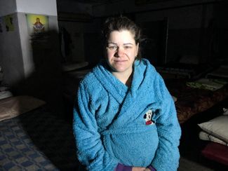 Viktoria Doroshenko in the bomb shelter at Chernihiv’s maternity hospital.