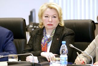 “Pamyat” founder Irina Solovyeva at the Volgograd City Duma, March 2018