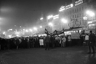 Демонстрации в поддержку Пражской весны. Вацлавская площадь, март 1968 года