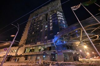 Отель «Палас», поврежденный в результате российского ракетного удара 30 декабря 2023