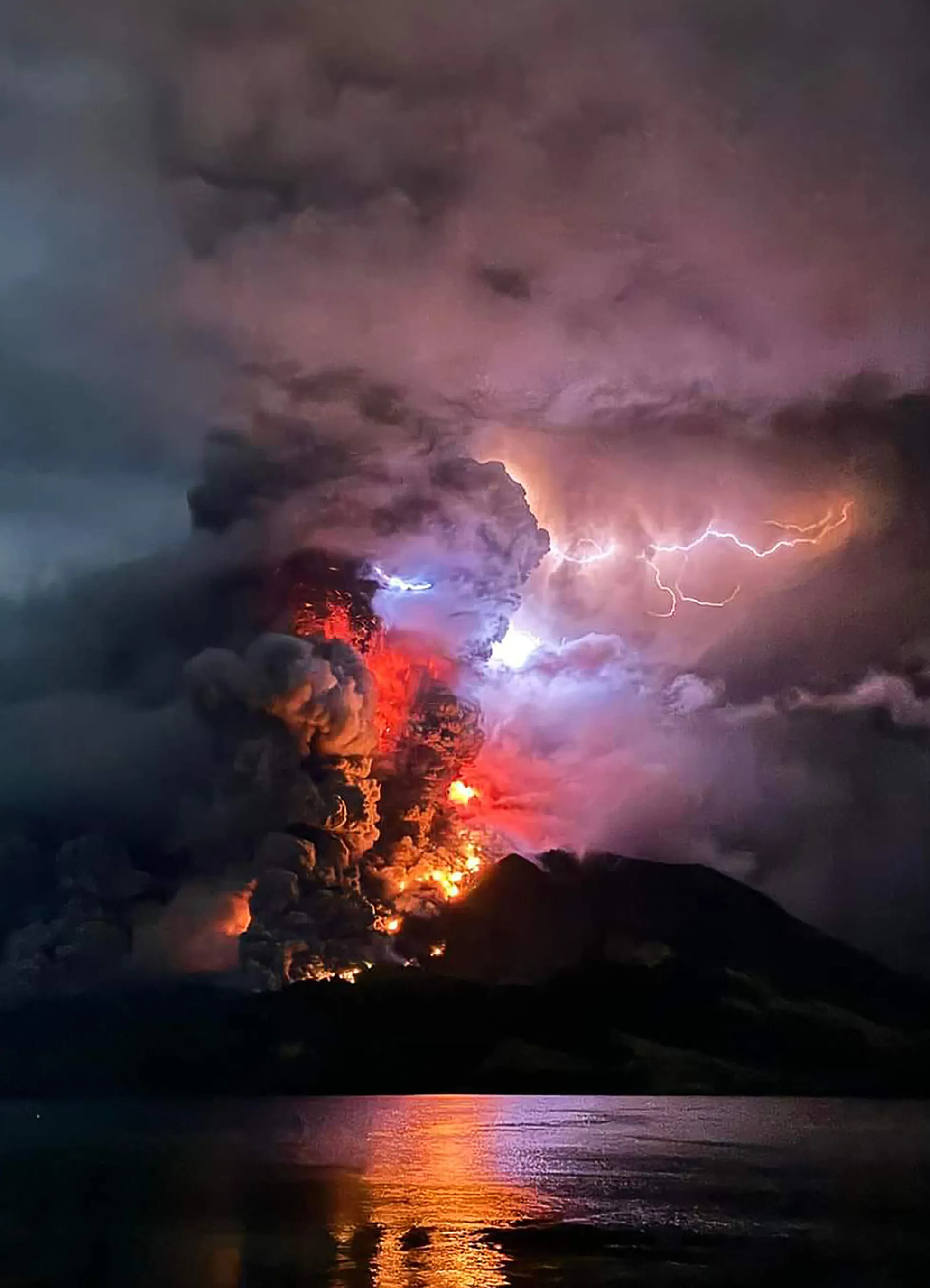 Center for Volcanology and Geological Hazard Mitigation / AFP / Scanpix / LETA