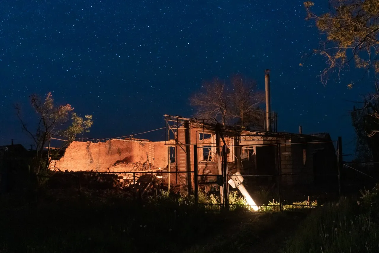 Однажды в них снова вернется жизнь Украинский фотограф Павел Дорогой снял  дома, разрушенные во время войны. Посмотрите на эти пронзительные снимки —  Meduza