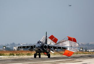 Российский Су-25 на авиабазе в Сирии