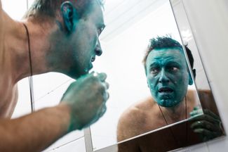 On March 20, 2017, before Navalny can attend the opening of his campaign office in Barnaul, a man attacks him and sprays green antiseptic in his face. Navalny’s chief of staff, Leonid Volkov, says the assailant fled in a car that escaped into the regional government’s compound.