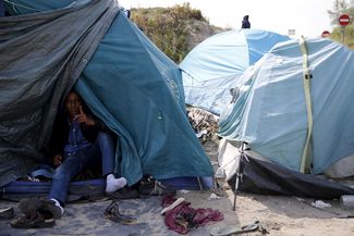 Палаточный лагерь «Джунгли» рядом с Кале