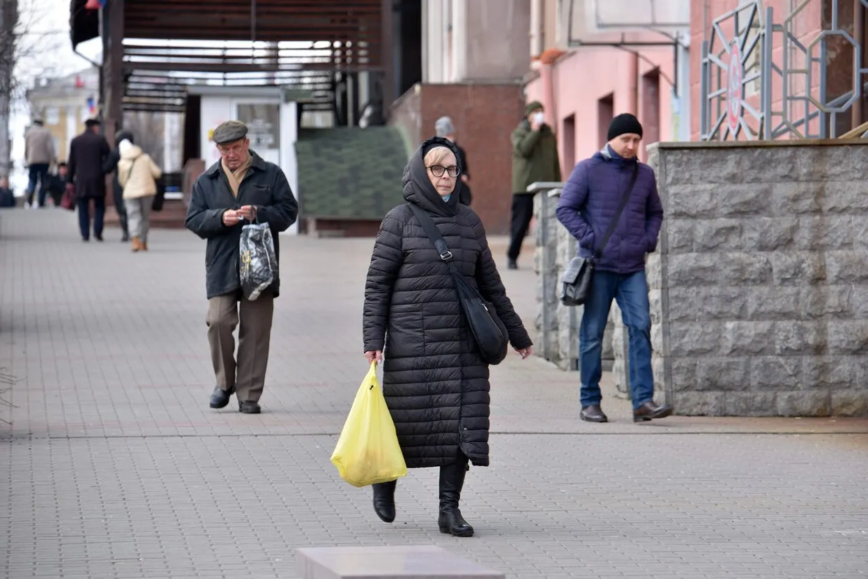 Никто не хочет уезжать. Люди не верят, что будет война» Жителей ЛНР и ДНР  эвакуируют в Россию. Мы поговорили с теми, кто решил остаться — Meduza