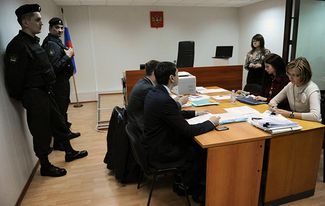 Court hearings on Golos’s “foreign agent” status. April 25, 2013.