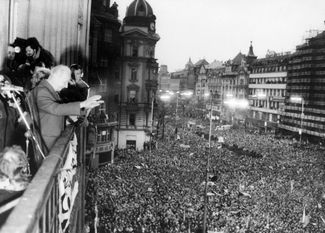 Демонстрация сторонников реформ на Вацлавской площади Праги, 1968 год
