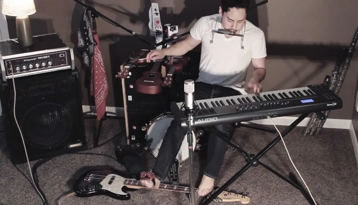 Кадр: samuraiguitarist / YouTube