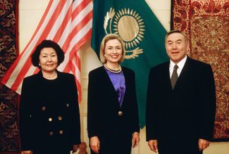 Nazarbayev with his wife, Sara Nazarbayeva, and U.S. First Lady Hillary Clinton in Almaty. November 10, 1997.
