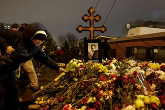 Могила Алексея Навального на Борисовском кладбище