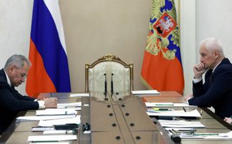 Sergey Shoigu and Andrey Belousov wait for a meeting with Vladimir Putin. May 15, 2024.