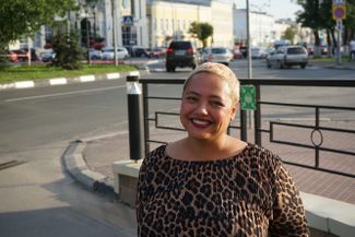 Anna Markesh Karvaleiru, the head of the development department at te Ulyanovsk Drama Theater, who running as a candidate from the Against Everyone movement in the Ulyanovsk City Duma elections 