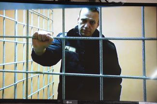 Алексей Навальный по видеосвязи во время суда в Петушках Владимирской области. 17 января 2022 года