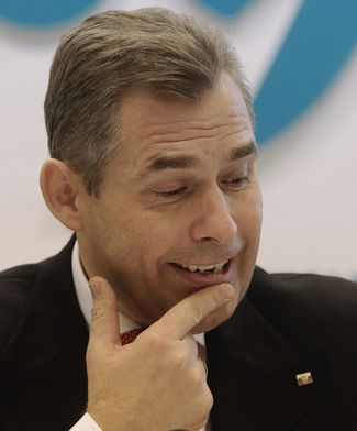 Pavel Astakhov at a press conference on the Dima Yakovlev law