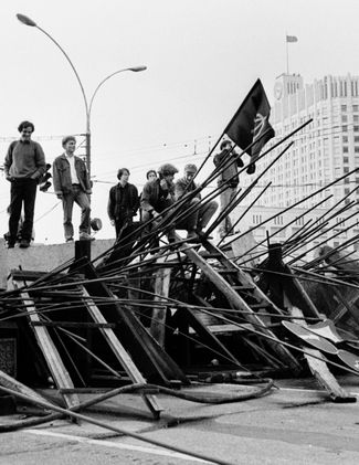 Barricades around the White House. August 21, 1991