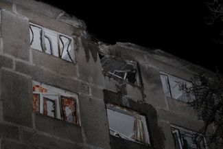 Кроме того, в Днепре в результате российской атаки 29 октября <a href="https://t.me/dnipropetrovskaODA/32925" rel="noopener noreferrer" target="_blank">повреждено</a> здание общежития училища. Ранения получили две девочки-подростка 15 и 16 лет