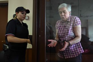Надежда Буянова на заседании Тушинского районного суда, где рассматривалось продление ее ареста