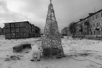 The city's official New Year's tree, made from metal.