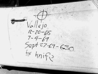 Шифр, оставленный убийцей на двери автомобиля Брайана Хартнелла, выжившего после нападения Зодиака. Сентябрь 1969 года