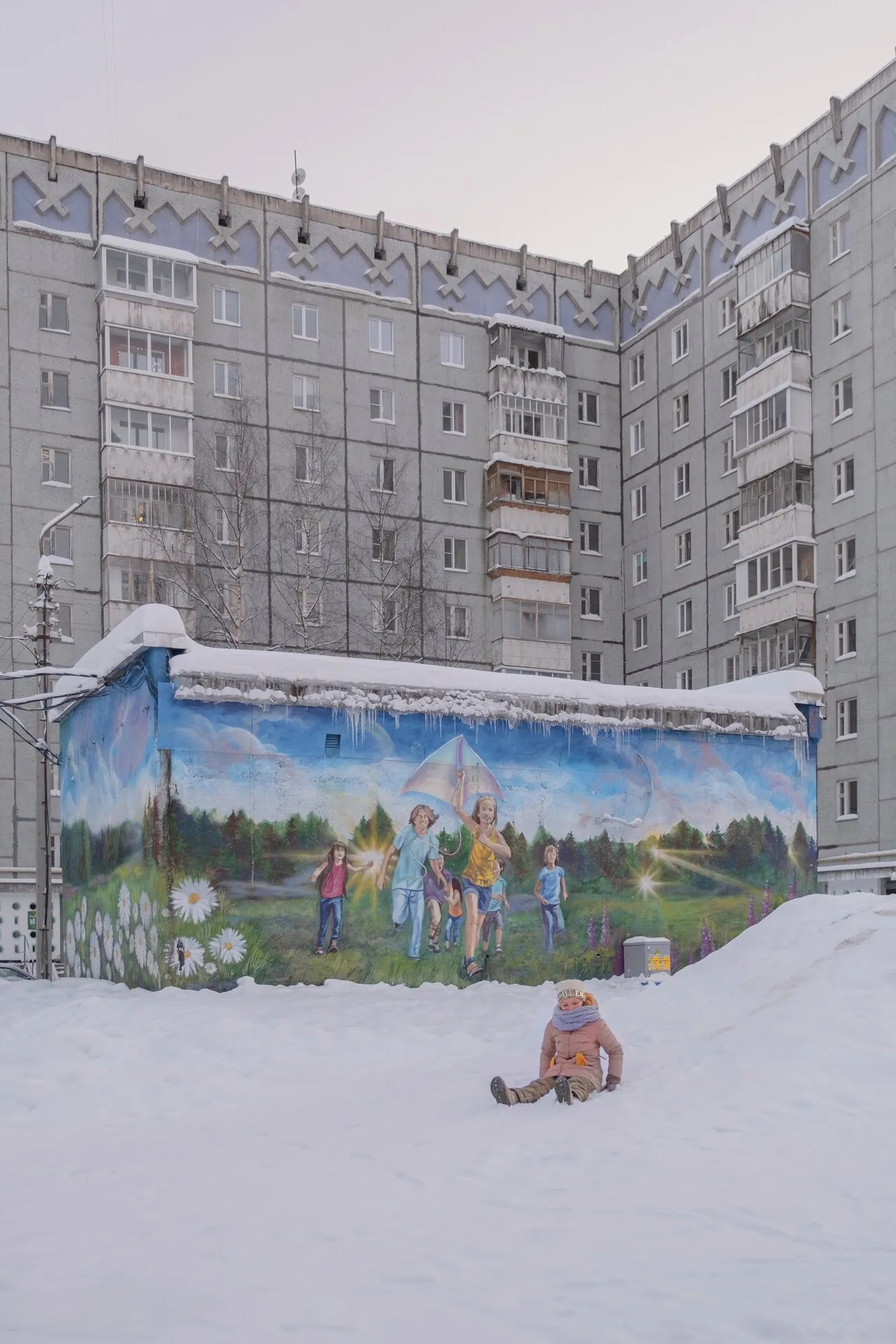 Понимаешь, что находишься в стильном месте Как жители Сыктывкара увидели  красоту в типовых панельках и смогли их полюбить — Meduza