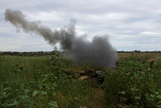 Огонь артиллерии самопровозглашенной ЛНР в направлении Соледара<br>
