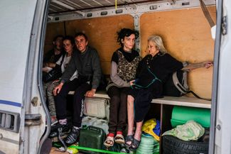 Residents being evacuated from Severodonetsk