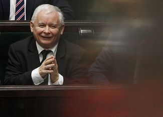 Лидер «Права и справедливости» Ярослав Качиньский на заседании парламента, на котором была окончательно принята судебная реформа, 8 декабря 2017 года