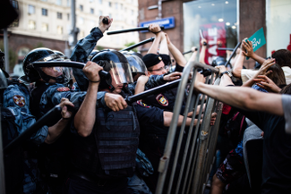 Several thousand people march in an <a href="https://meduza.io/en/feature/2019/07/28/photos-from-the-police-crackdown-against-saturday-s-rally-for-free-elections-in-moscow" target="_blank">unpermitted rally</a> for free elections in Moscow on July 27, 2019.