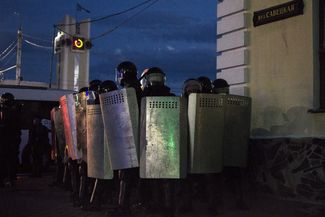 Belarusian riot police officers dispersing protesters after the presidential election. August 2020.