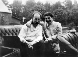 Феликс Дзержинский с Иосифом Сталиным. Подмосковье, июнь 1924 года