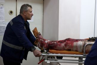 Раненый в Донецкой областной клинической травматологической больнице