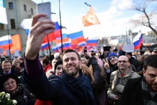 Алексей Навальный на Марше памяти Бориса Немцова