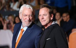 Дональд Сазерленд и его сын, актер Кифер Сазерленд, на премьере фильма «Отвергнутые» в 2015 году на кинофестивале в Торонто