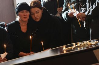 Панихида в память о жертвах пожара в кемеровском храме Святой Троицы, 28 марта 2018 года