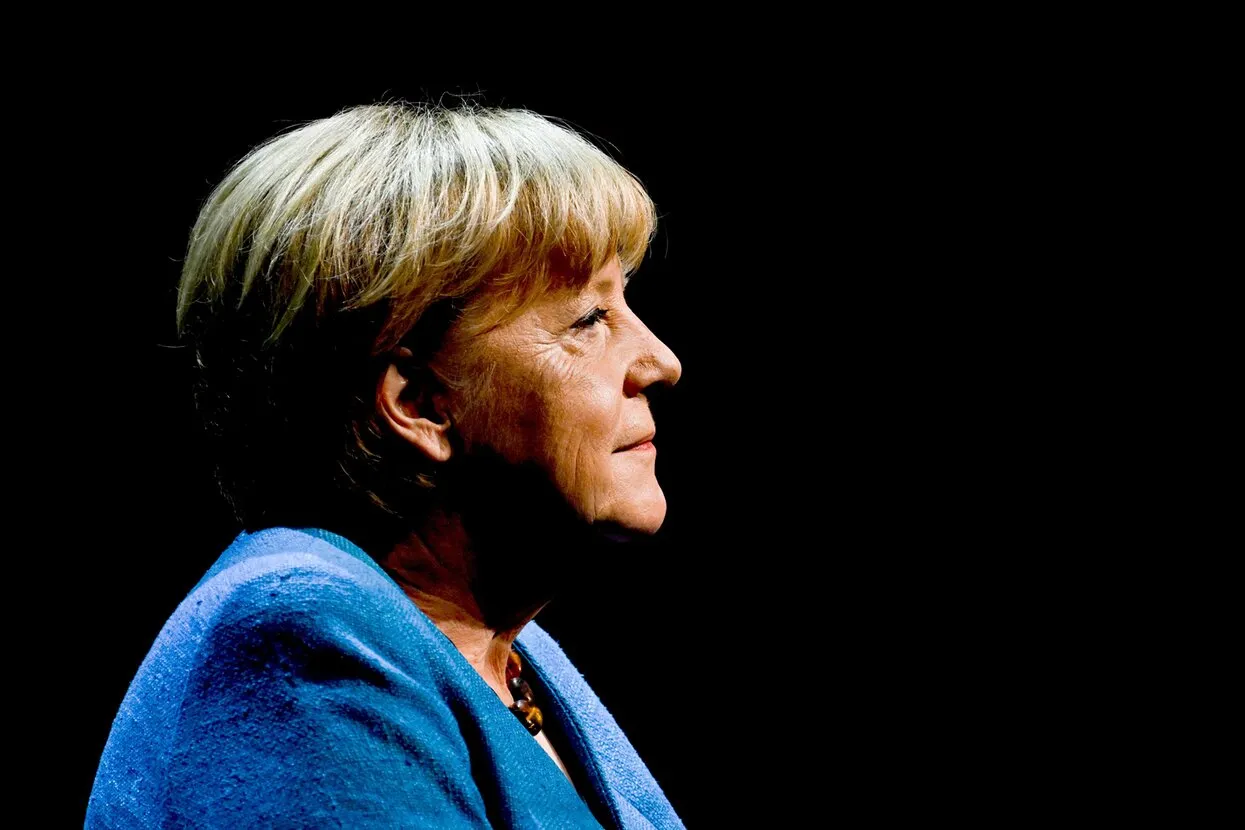 Я не могу упрекнуть себя в том, что не пыталась предотвратить трагедию» Ангела  Меркель дала первое интервью после ухода с поста канцлера. Вот его пересказ  — Meduza