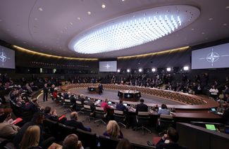 Заседание министров иностранных дел стран НАТО в Брюсселе 7 апреля. Глава МИД Украины Дмитрий Кулеба на нем призвал западные страны предоставить Киеву все необходимое тяжелое вооружение