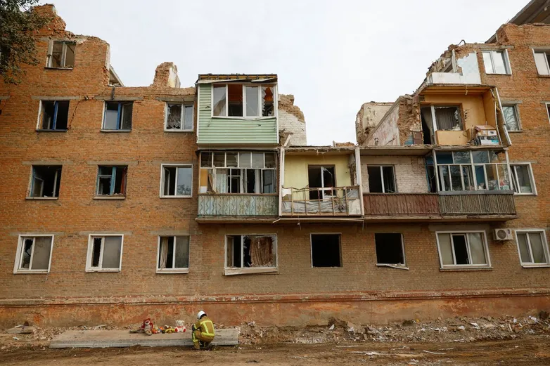 Russian missile strike on apartment building in Pryluky, northern Ukraine, kills 22 people, including five children