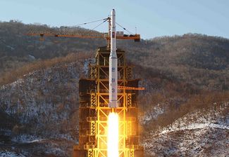 Запуск северокорейского спутника «Кванменсон-3». 12 декабря 2012 года