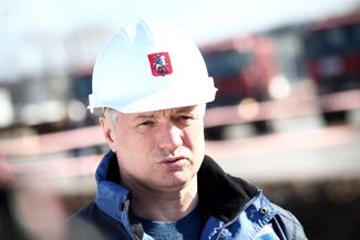 Вице-мэр Москвы Марат Хуснуллин осматривает стройку новой линии метро, 4 марта 2017 года
