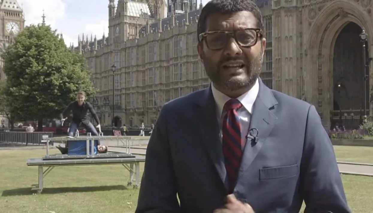 Кадр: Young &amp; Strange / YouTube