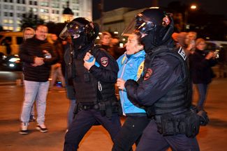 Protesters being arrested in Moscow. September 21.