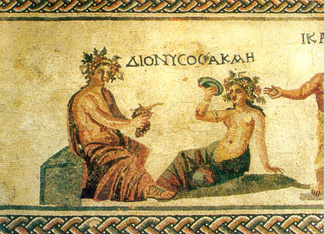 Эллинистические мозаики, обнаруженные недалеко от города Пафос, изображают Диониса, бога вина