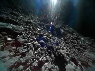 Фото, сделанное перед приземлением Rover-1B на Рюгу, 21 сентября