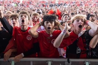 Canada breaks the “Drake Curse” and becomes the first to reach the 1/8 finals. The President of South Korea calls for reforms in the country due to the early departure of the national team. What happens in the World Cup? Too short